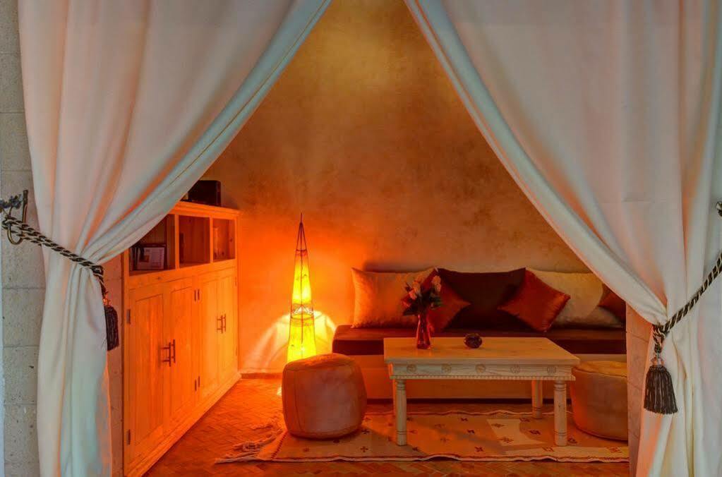Riad Belle Szavíra Kültér fotó